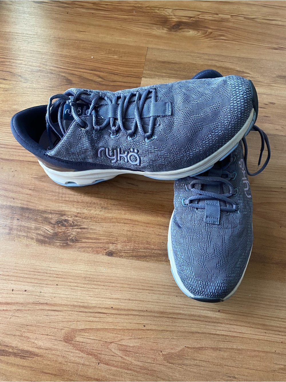 Ryka Womens Gray/Blue Walking Shoes - Navy Accent